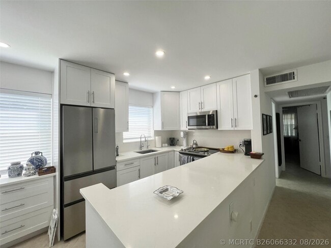 Building Photo - 548 Durham Cir