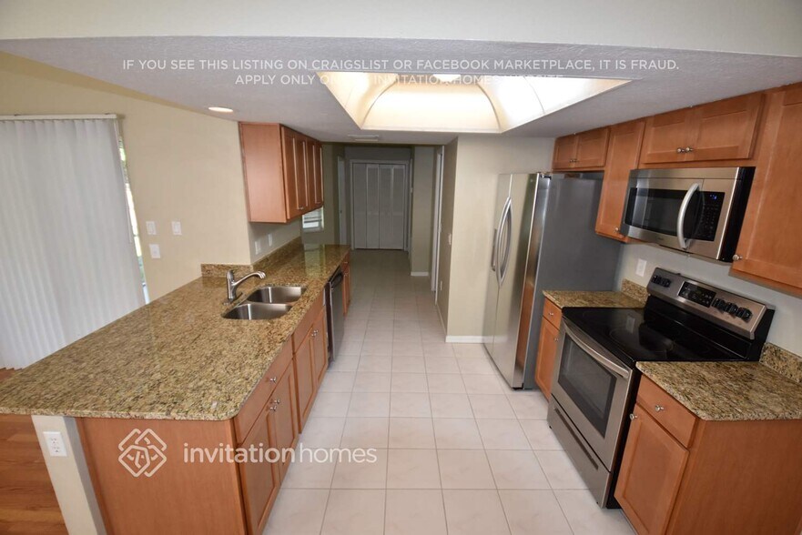 Building Photo - 366 Bamboo Dr