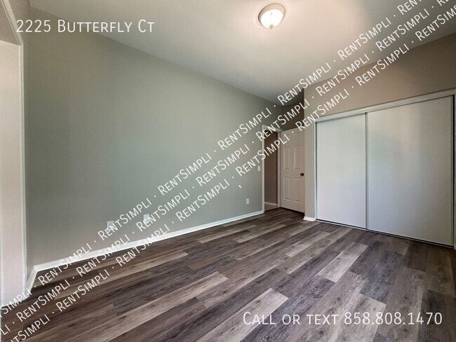 Building Photo - 2225 Butterfly Ct