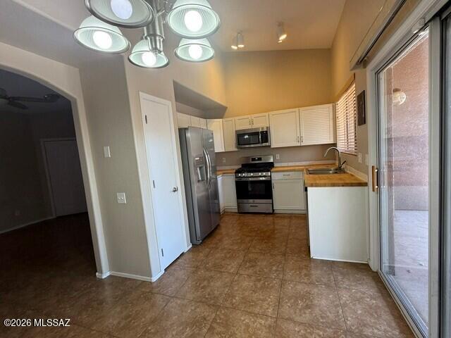 Building Photo - 7189 W Rivulet Dr