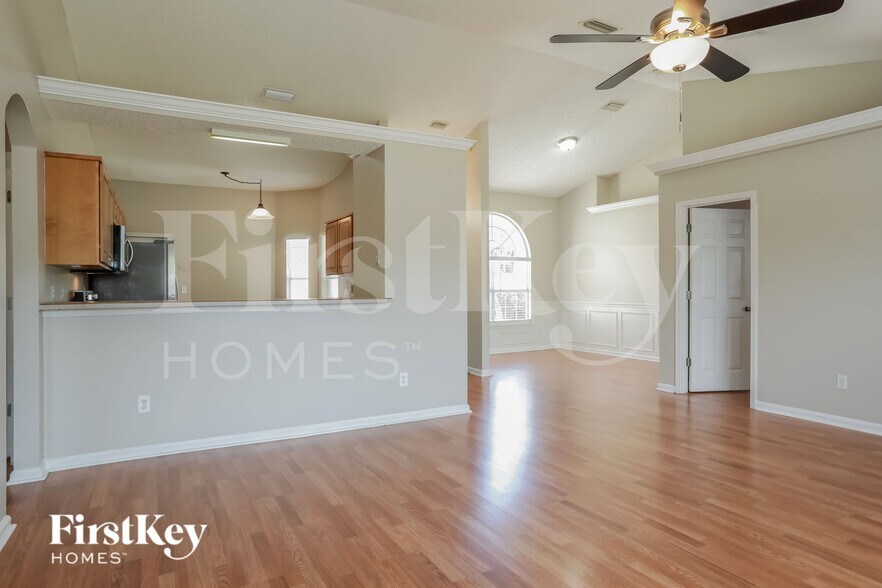 Building Photo - 2996 Majestic Oaks Ln