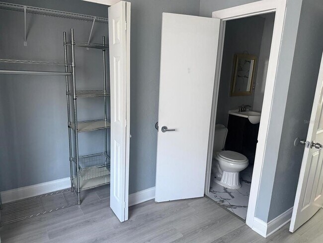 Building Photo - 8515 Peppercorn Dr