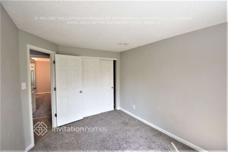 Building Photo - 12116 Grape St