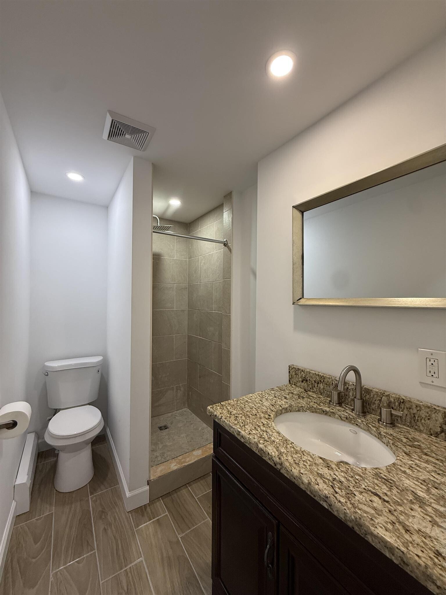 Building Photo - 58 Vinal Ave