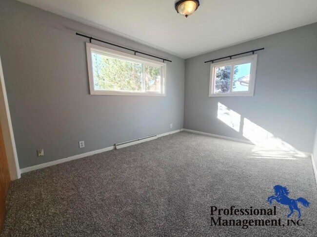 Building Photo - 4 bedroom in Billings MT 59102