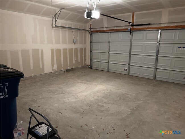 Building Photo - 9063 Rancher Trl