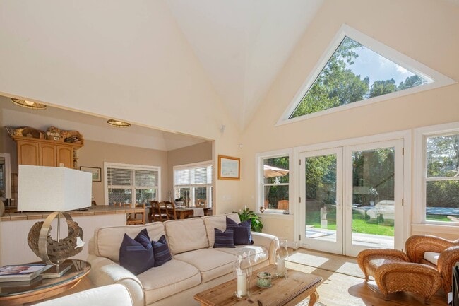 Building Photo - 30 Towhee Trail