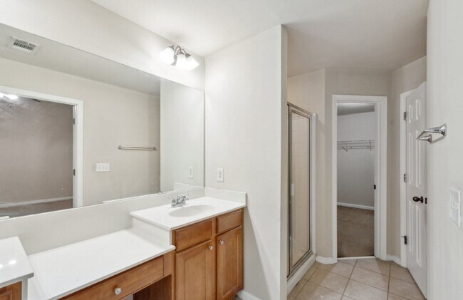 Building Photo - 1798 Oak Brook Ln NW