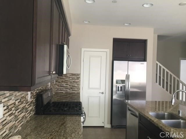 Building Photo - 44023 Rivo Court