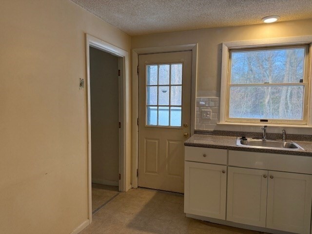 Building Photo - 203 Manzella Ct