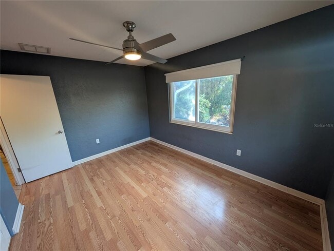 Building Photo - 140 N Briggs Ave