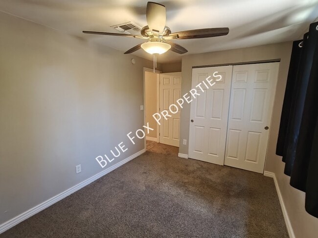 Building Photo - 619 S Highland Ave
