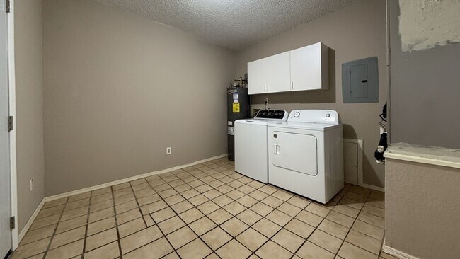 Building Photo - 6388 93rd Terrace N