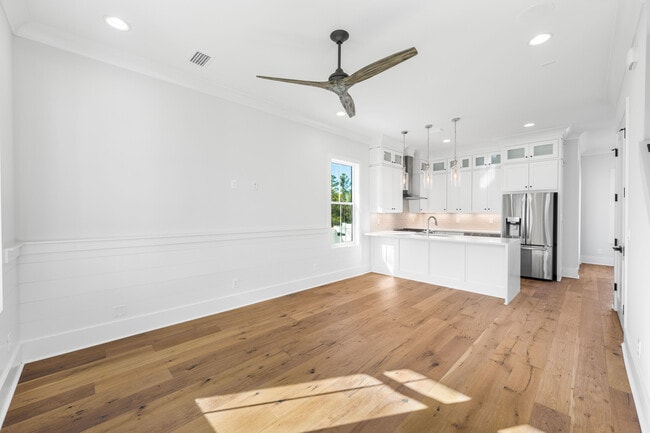 Building Photo - 520 S County Hwy 393