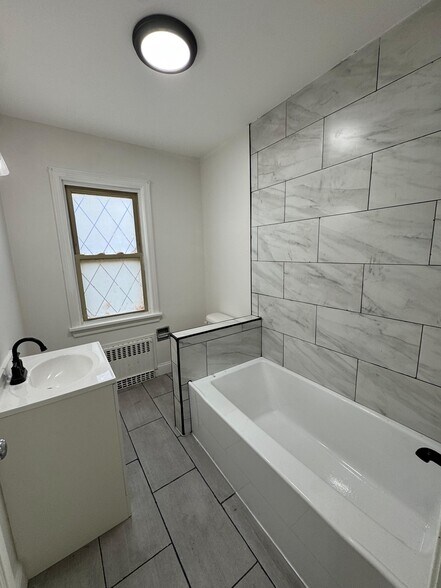 Building Photo - 3419 Grover St