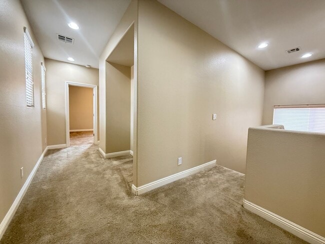 Building Photo - 116 Augusta Course Ave