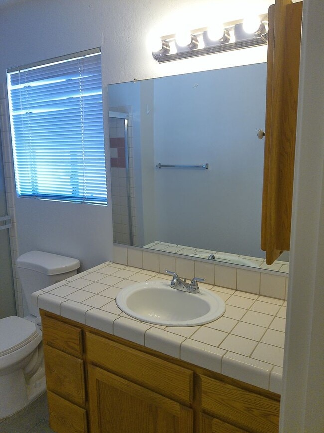 Building Photo - LONG TERM 12 MONTH LEASE