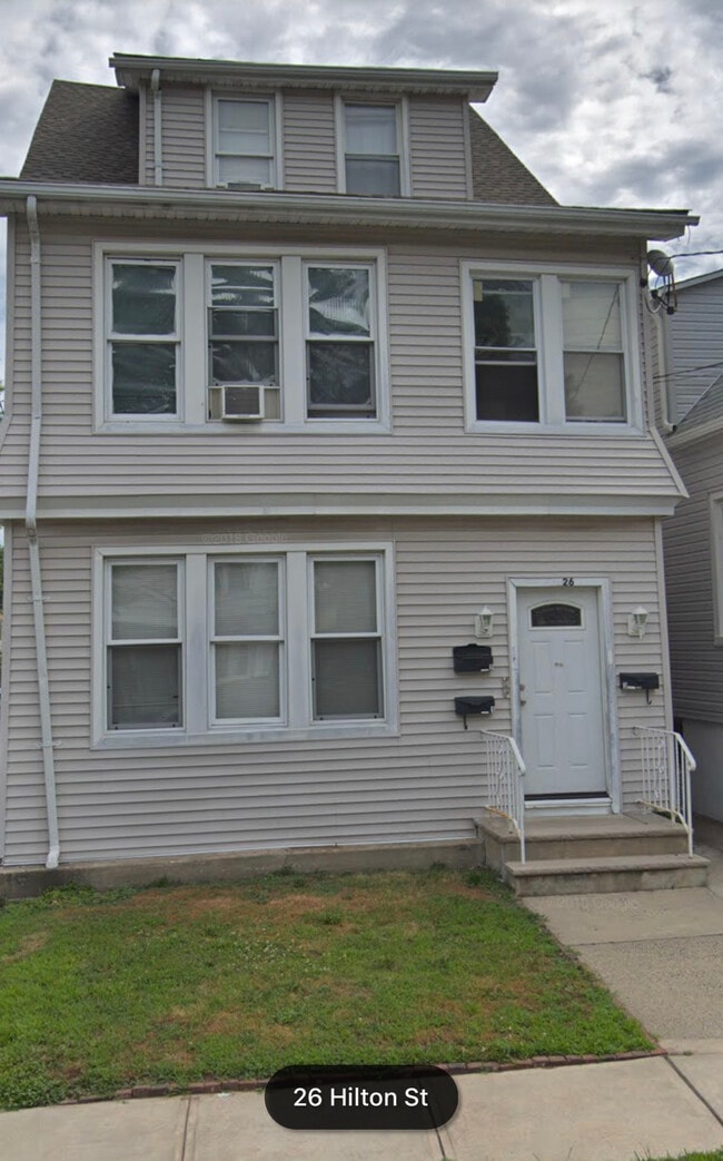 Primary Photo - 26 Hilton St