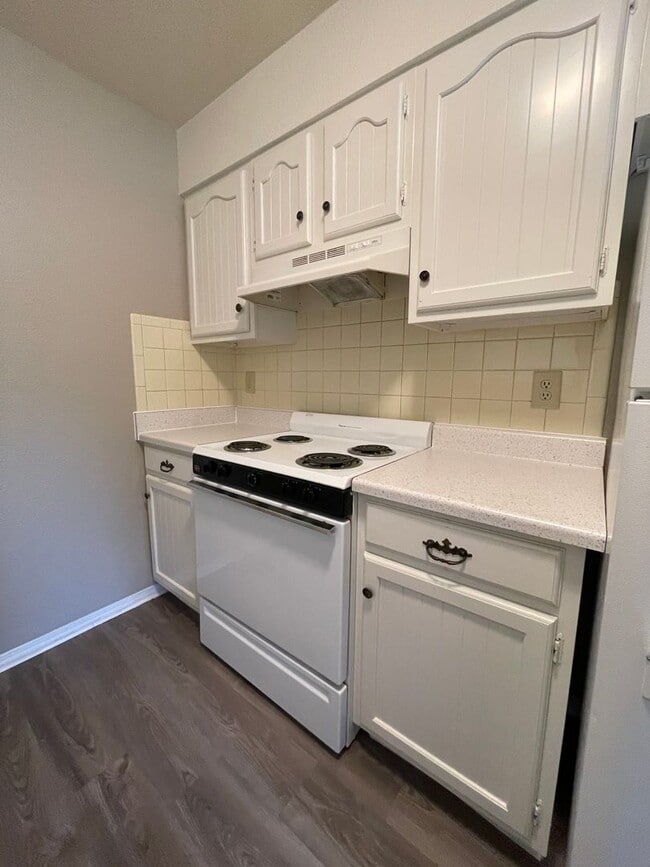 Building Photo - 1212 Montgomery St