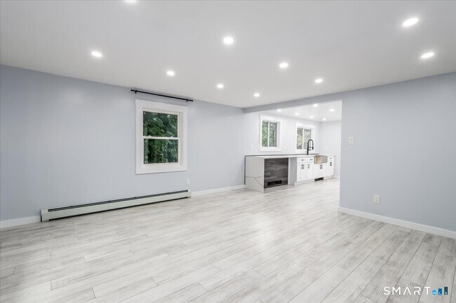 Building Photo - 48 Candlewood Lake Rd