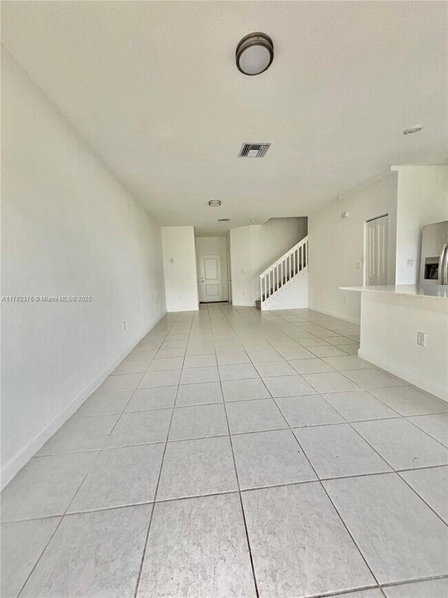 Building Photo - 25556 SW 108th Ave