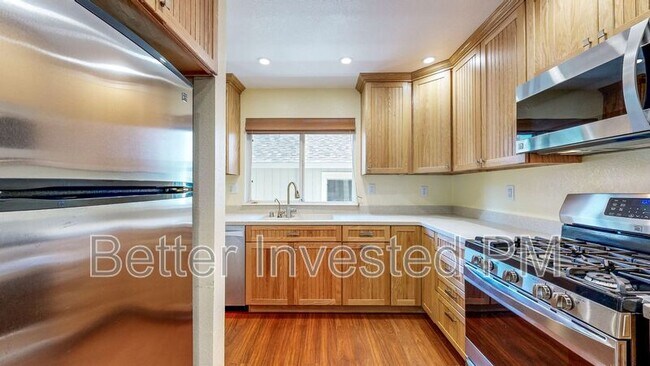 Building Photo - 57 Okelly Way