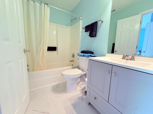 Building Photo - 128 Deer Hound Trail