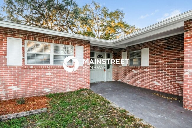 Building Photo - 4 Bedroom Pet-Friendly Home in Tampa, FL w...