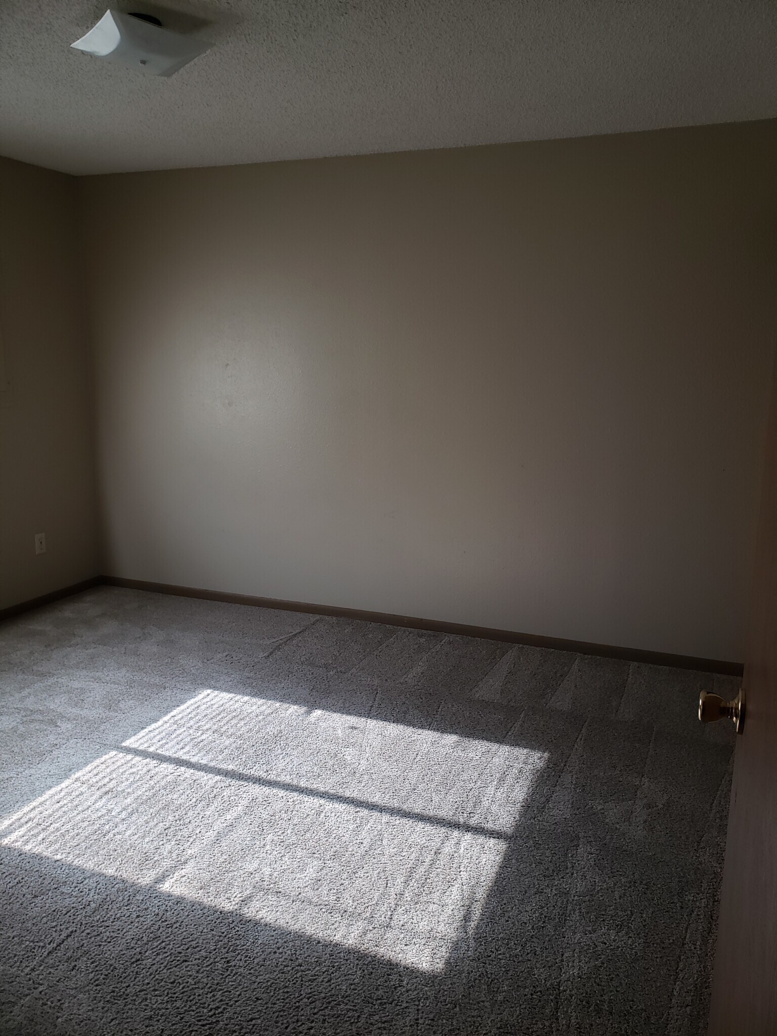 Building Photo - 1111 W Pierce St