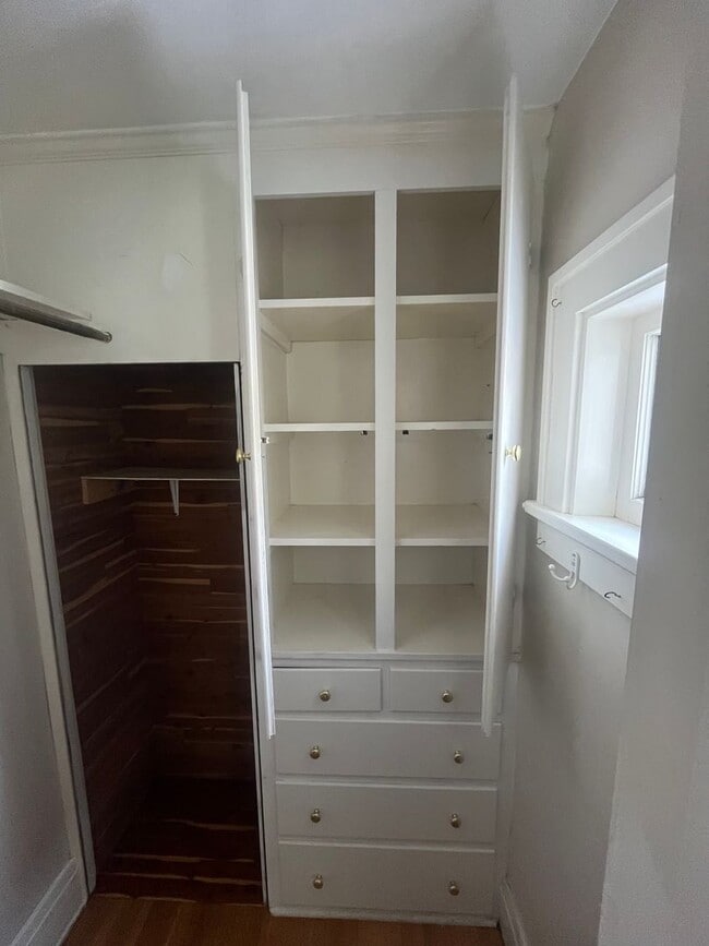 Building Photo - 459 Winton Rd