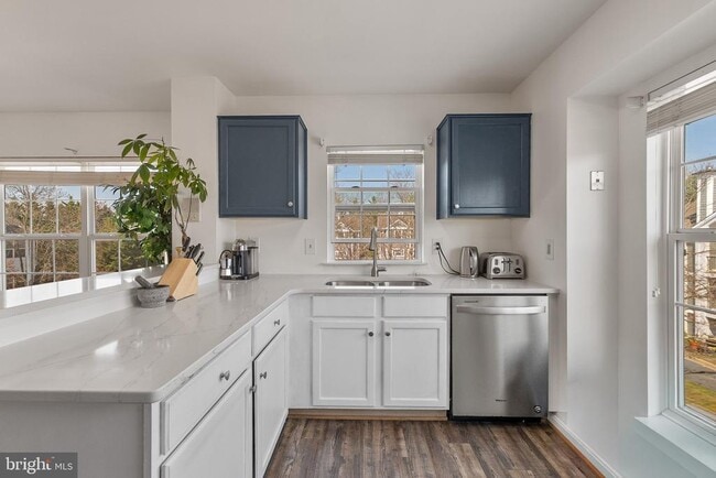 Building Photo - 164 Kendrick Pl