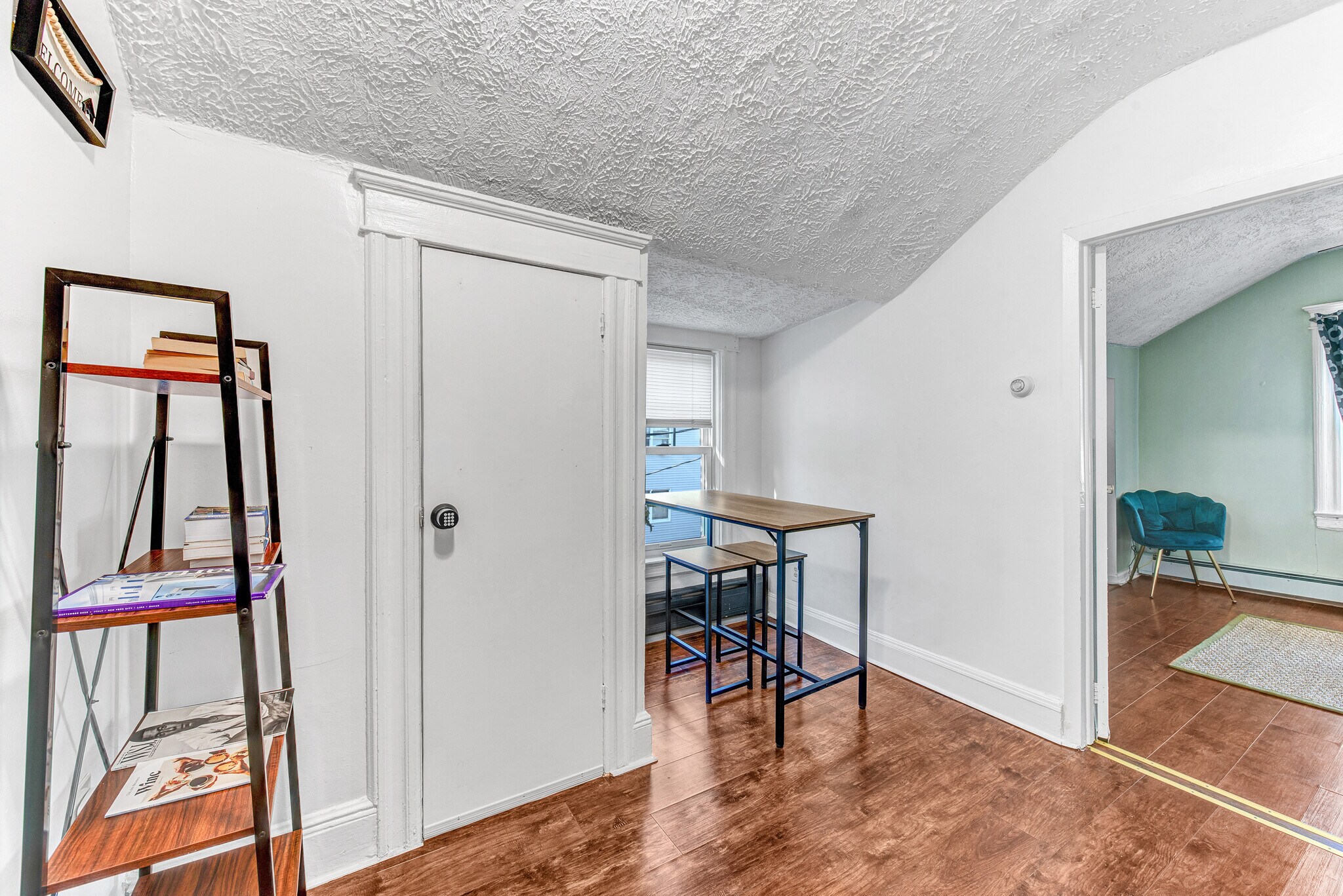 Building Photo - 7108 Hudson Ave