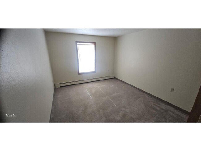 Building Photo - 1003 Scotts Ave