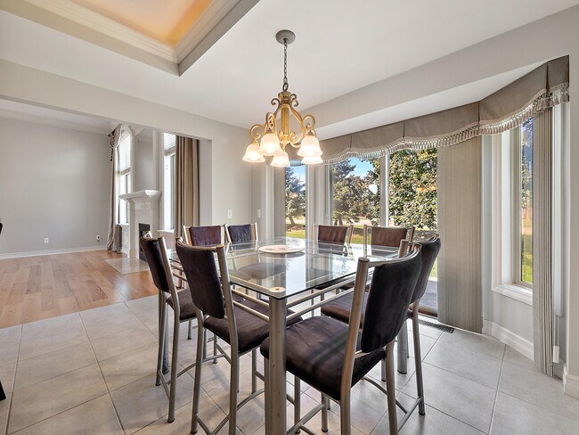 Building Photo - 50247 Cheltenham Dr