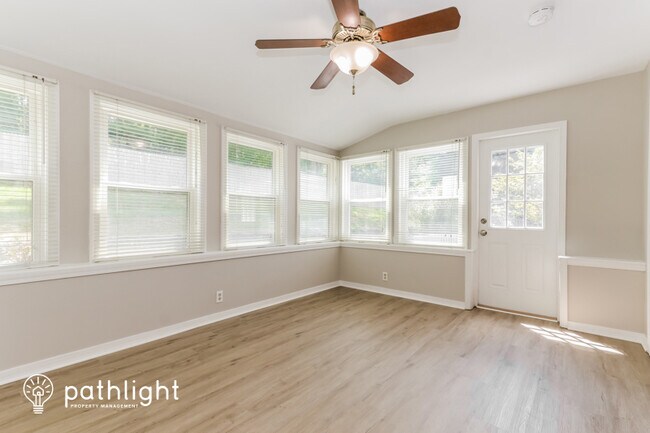 Building Photo - 1526 Telegraph Rd