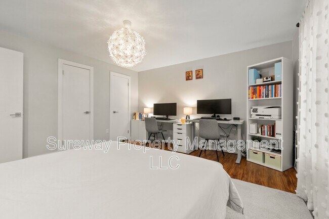 Building Photo - 5511B Aberdeen Dr