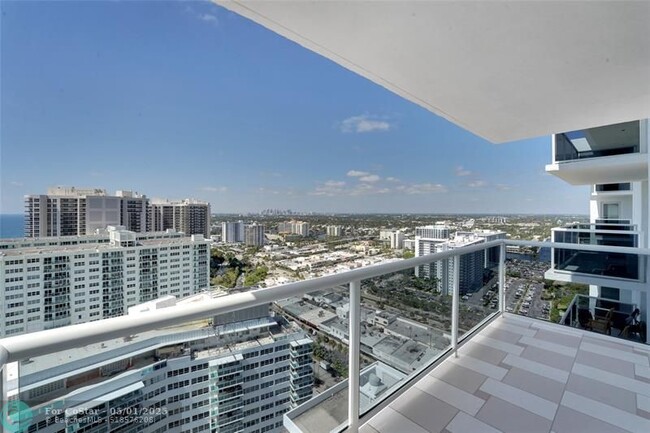 Building Photo - 3500 Galt Ocean Dr