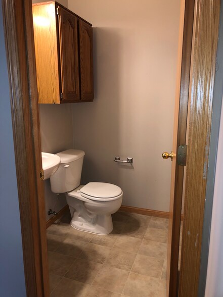 Building Photo - 2106 Linden Trl