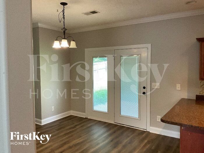 Building Photo - 1133 Meachem Dr