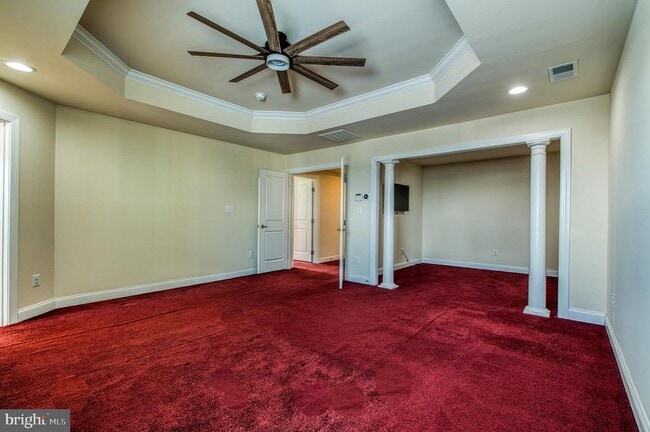 Building Photo - 315 Quarry Point Rd