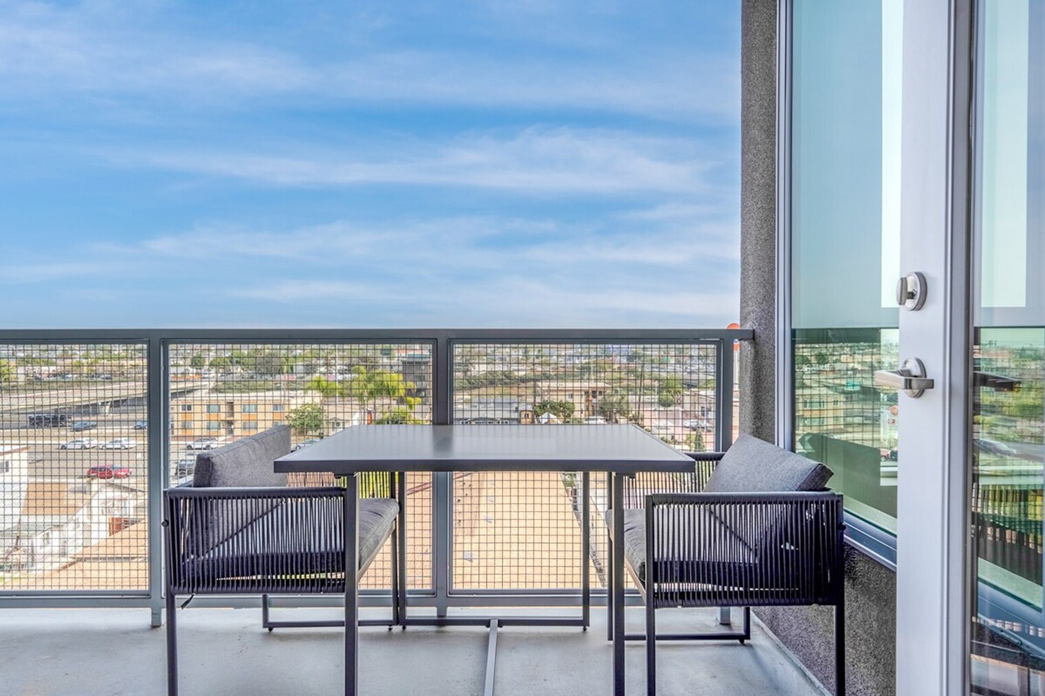 Building Photo - 3136 Meade Ave