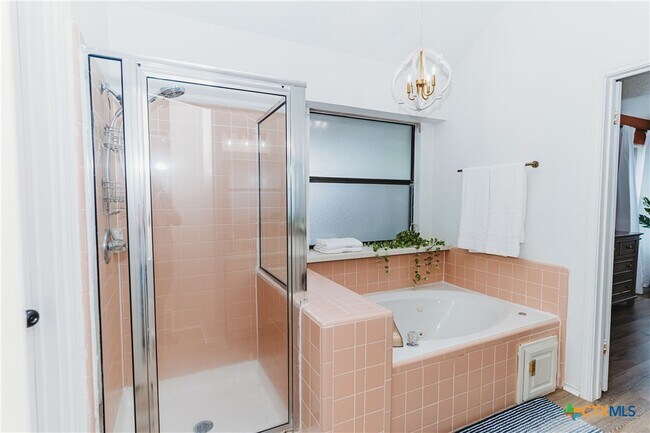 Building Photo - 2314 Skipcha Dr