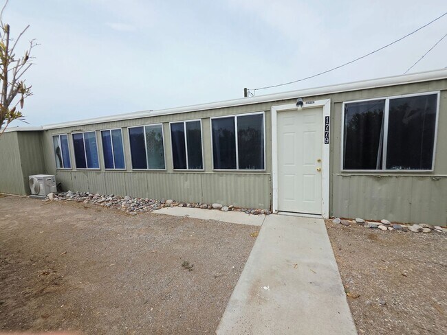 Building Photo - 1779 Artesia Dr