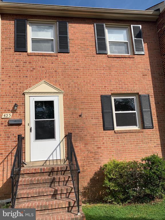 Building Photo - 455 Ridgemore St
