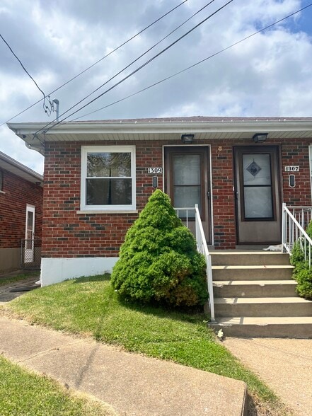 Building Photo - 1309 Wachtel Ave