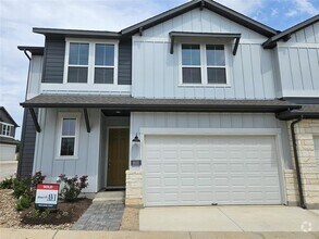 Building Photo - 1020 Vista View Dr