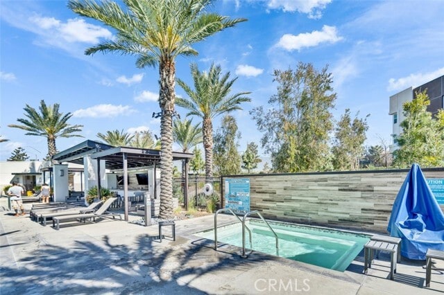 Building Photo - 11061 Renewal Dr