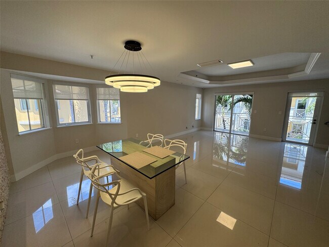 Building Photo - 2710 NE 184th Terrace