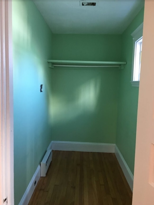 Building Photo - 295-297 Washington St. #295