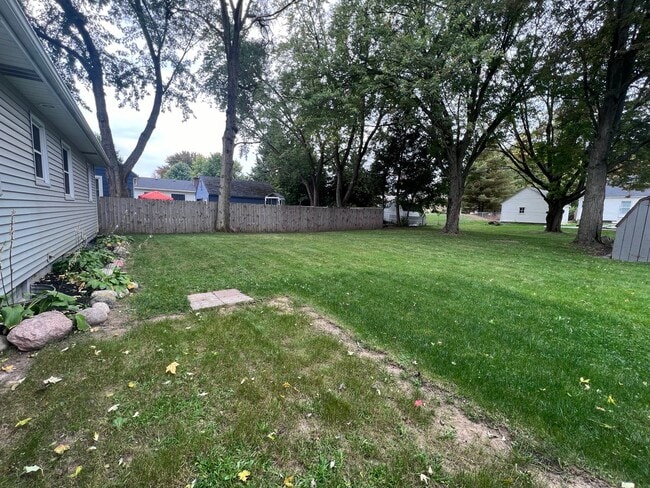 Building Photo - Byron Center Schools - Ranch Style Home!